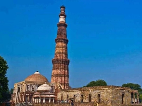 मुगल मस्जिद में नमाज पर रोक के खिलाफ दायर याचिका की इस दिन होगी सुनवाई, जानें पूरा मामला 