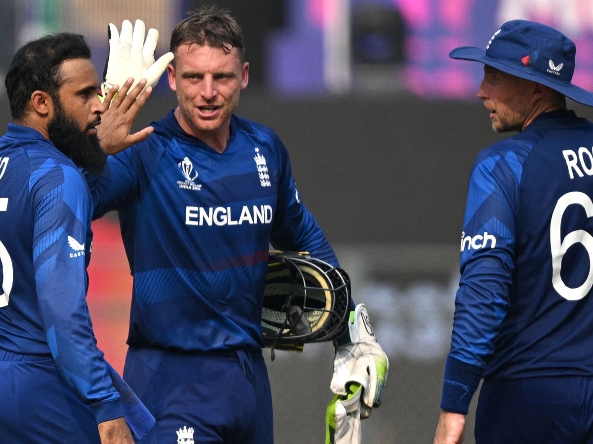 श्रीलंका ने इंग्लैंड को हराकर सेमीफाइनल के दरवाजे किए बंद, 8 विकेट से दी शिकस्त