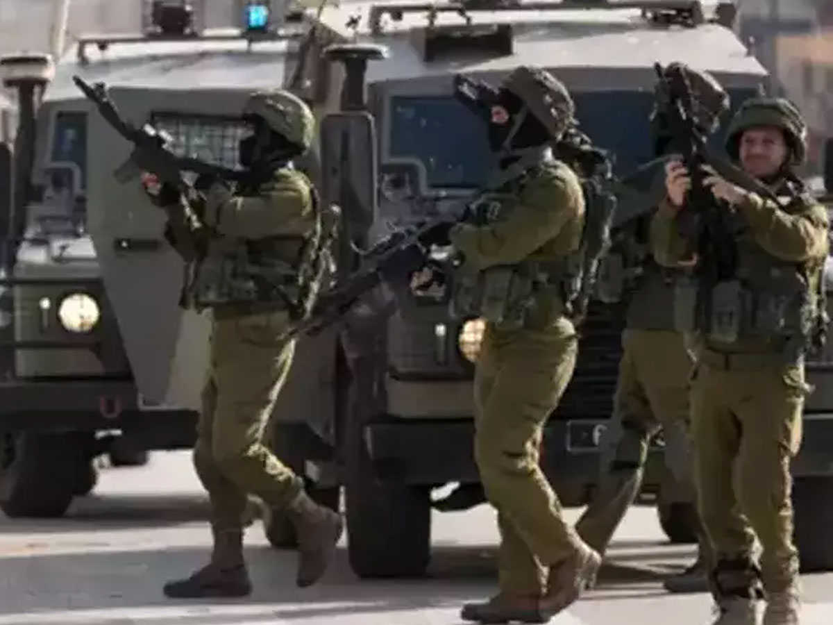 इजराइली सेना गाजा पट्टी में दाखिल; हमास और IDF में भीषण गोलीबारी इजराइली सेना गाजा पट्टी में दाखिल; हमास और IDF में भीषण गोलीबारी