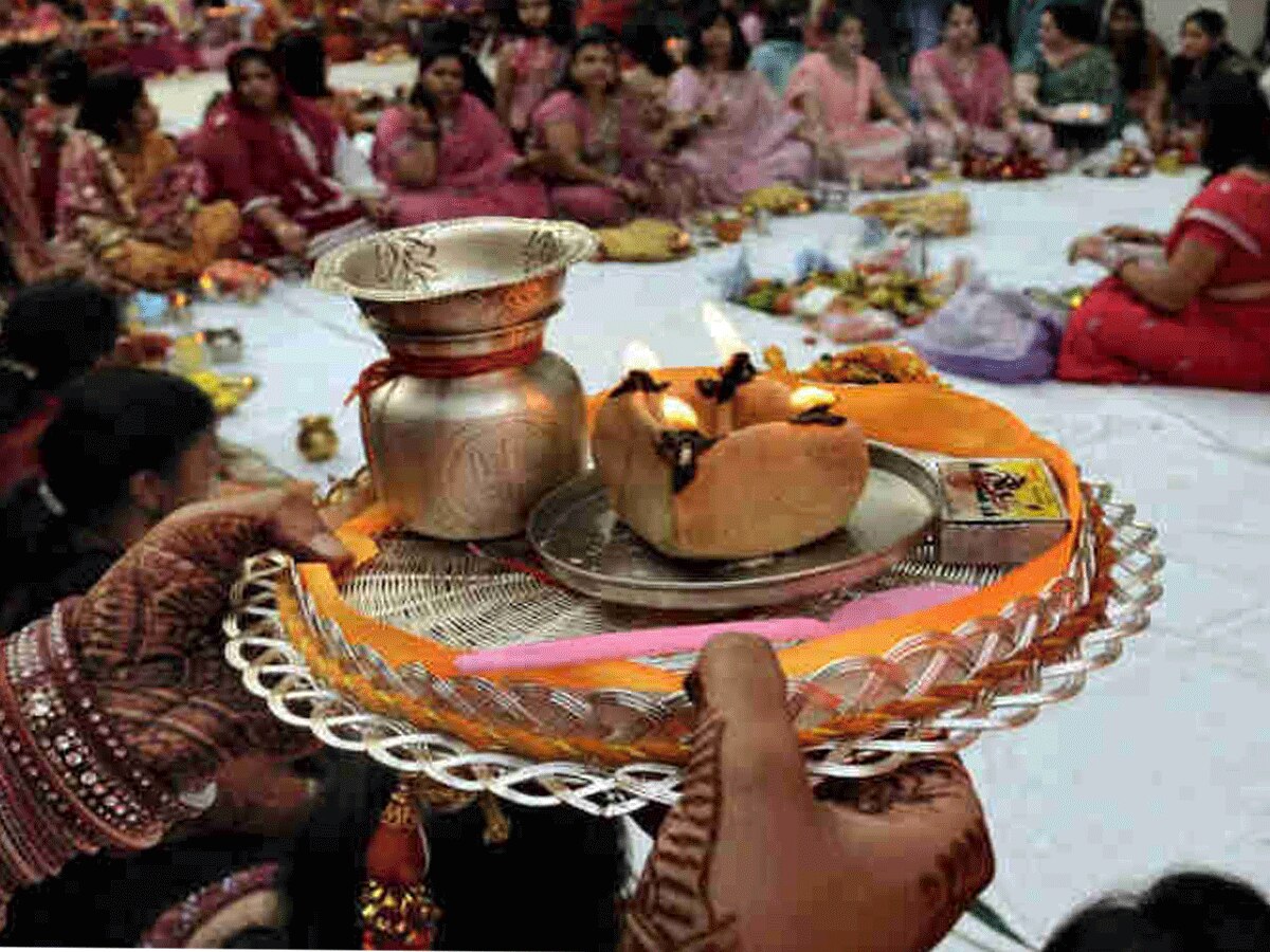 Karwa Chauth 2023 Puja Thali: करवा चौथ की पूजा थाली में ये रखना है जरूरी, वरना पूजा रहेगी अधूरी