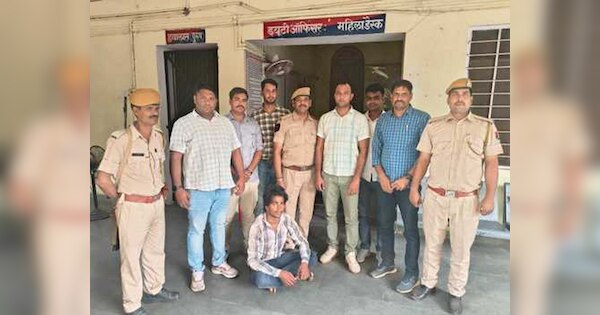 Karauli Kotwali Police Action Accused Gabbar Arrested Karauli News