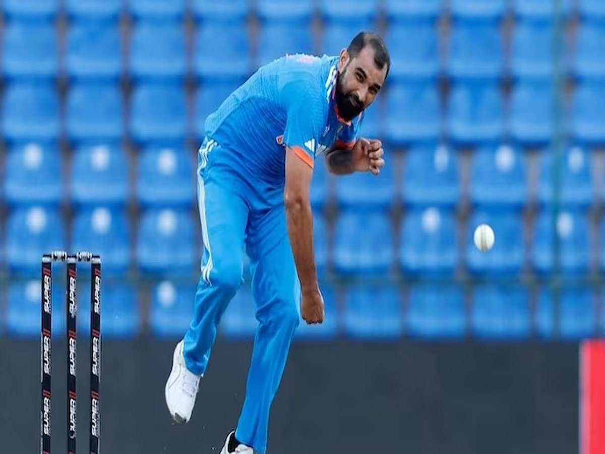 IND vs SL, Shami: शमी का विस्फोटक प्रदर्शन, श्रीलंका की उधेड़ी बखिया; तोड़े कई रिकॉर्ड IND vs SL, Shami: शमी का विस्फोटक प्रदर्शन, श्रीलंका की उधेड़ी बखिया; तोड़े कई रिकॉर्ड
