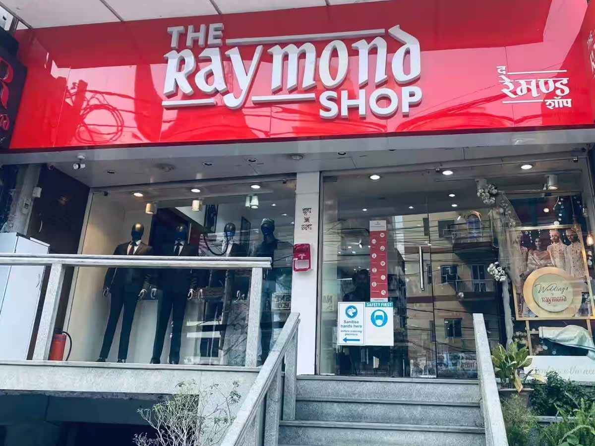 Raymond Share Price: रेमंड ग्रुप का ऐलान सुन दलाल स्‍ट्रीट पर दहाड़ा शेयर; न‍िवेशकों की द‍िवाली से पहले चांदी