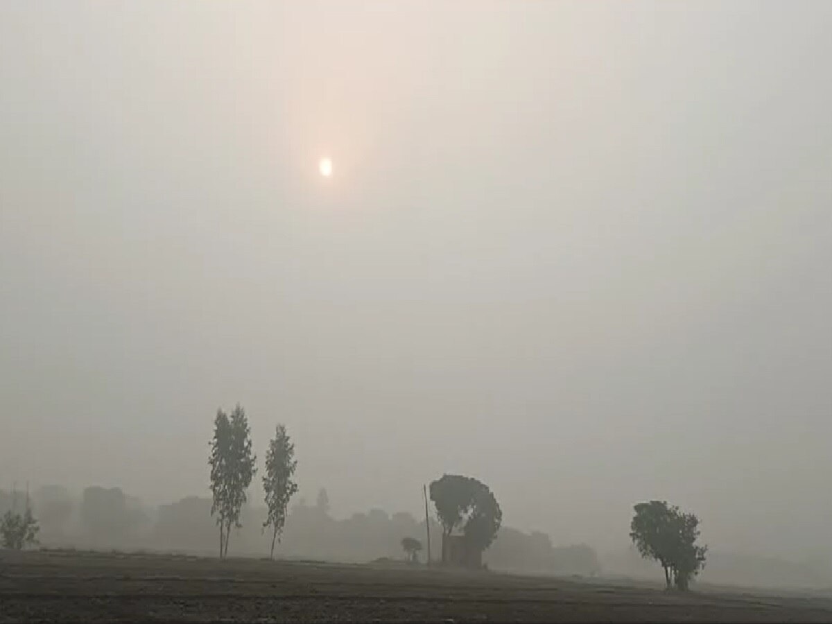 Sonipat Pollution: सोनीपत में भी AQI पहुंचा 400 पार, प्रदूषण रोकने के लिए 12 टीमें गठित, स्कूलों पर भी जल्द होगा फैसला!