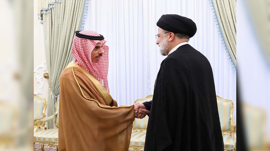 Gaza News: गाजा के लिए साथ आएंगे दो दुश्मन मुस्लिम मुल्क? मीटिंग में होंगे बड़े फैसले