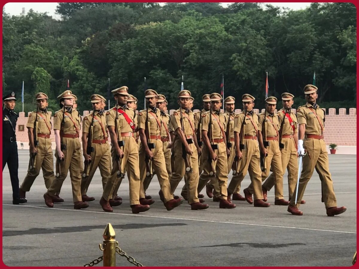 IPS Training: कहां से अलग-अलग हो जाती है आईएएस और आईपीएस ऑफिसर्स की ट्रेनिंग?