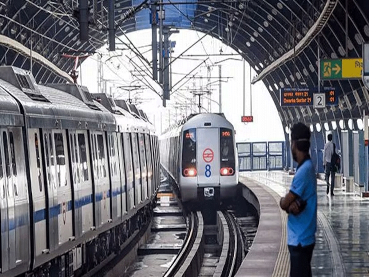 Delhi MetroTimings: दिवाली के चलते दिल्ली मेट्रो की टाइमिंग में हुआ बड़ा बदलाव, सफर करने से पहले यहां देखें पूरा शेड्यूल