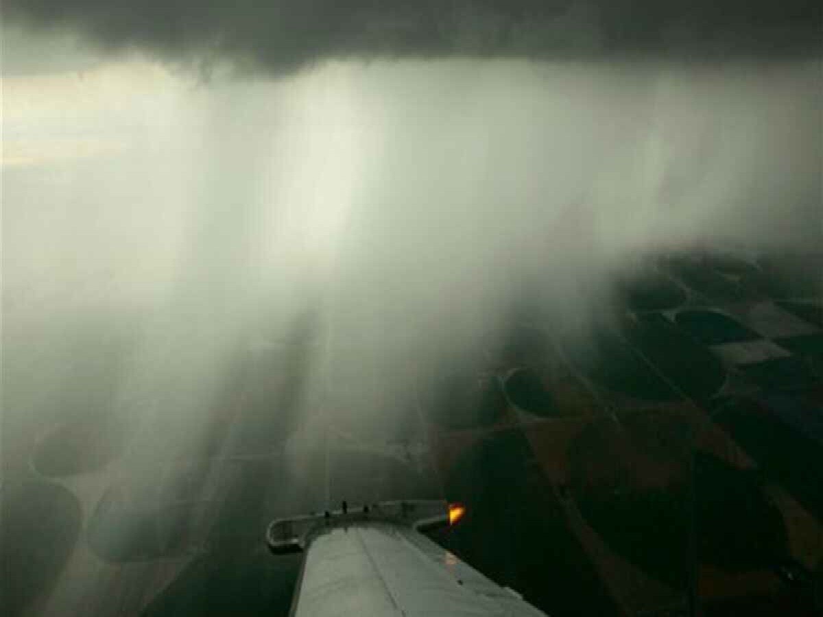 Delhi Artificial Rain: प्रदूषण कम करने के लिए होगी नकली बारिश, जानें कैसे होता है प्रोसेस