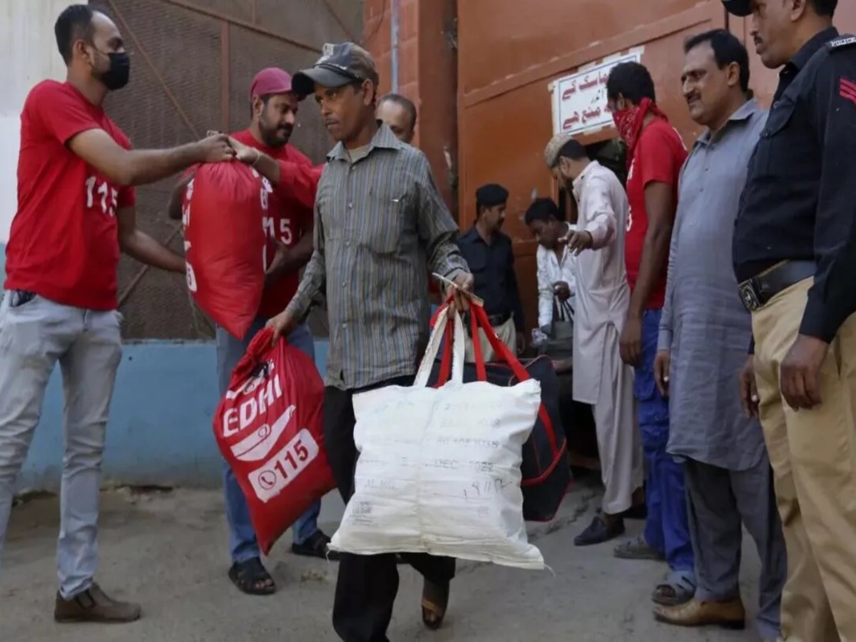 पाक का भारत को दिवाली गिफ्ट, 80 भारतीय कैदियों को किया रिहा, जानें किस जुर्म में बंद थे?