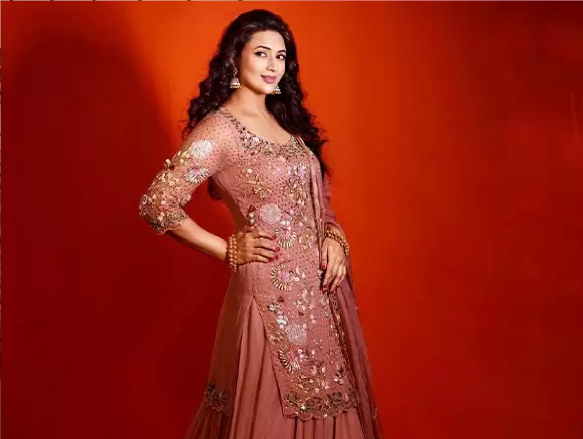 What To Wear On Diwali Party Outfit Ideas For Your Office Diwali Party what-to-wear-on-diwali-party-outfit-ideas-for-your-office-diwali-party