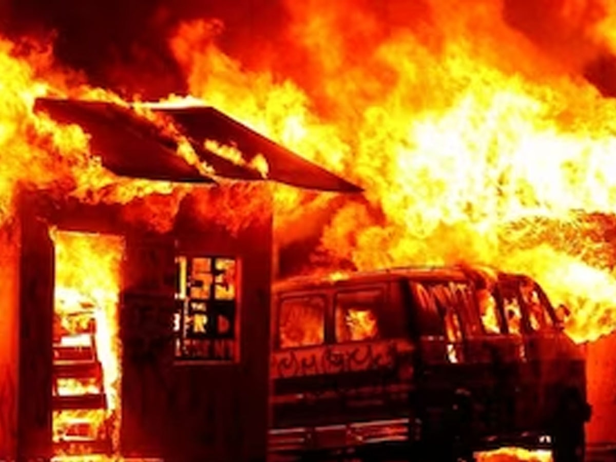 सिवान में लगी भीषण आग; 100 लोग घायल, दो दर्जन लोगों की हालत गंभीर