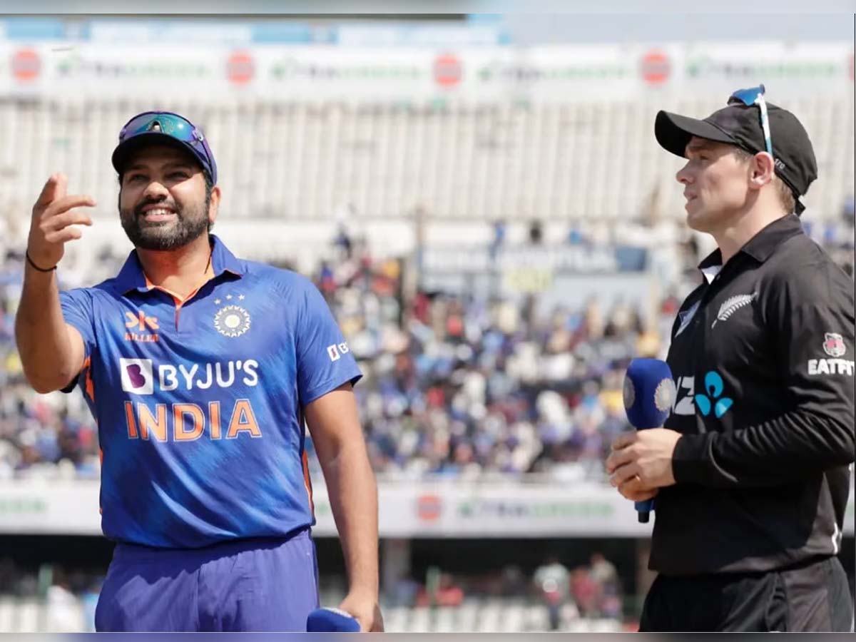 Ind vs NZ: 2500 की टिकट 40 हजार में बेचने का इल्जाम, टिकट कालाबाजारी में एक शख्स गिरफ्तार Ind vs NZ: 2500 की टिकट 40 हजार में बेचने का इल्जाम, टिकट कालाबाजारी में एक शख्स गिरफ्तार