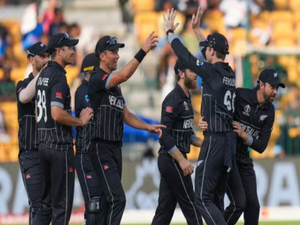 सेमीफाइनल से पहले न्यूजीलैंड की टीम ने बहाया जमकर पसीना