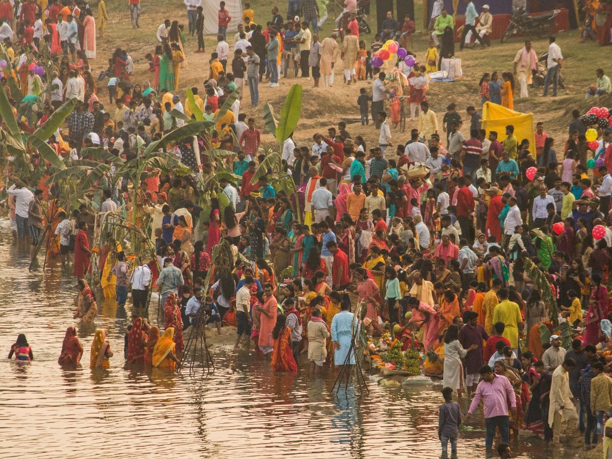 Chhath Puja 2023: पहली बार कर रहे हैं छठ पूजा, तो व्रत के दौरान इन बातों का रखें ध्यान