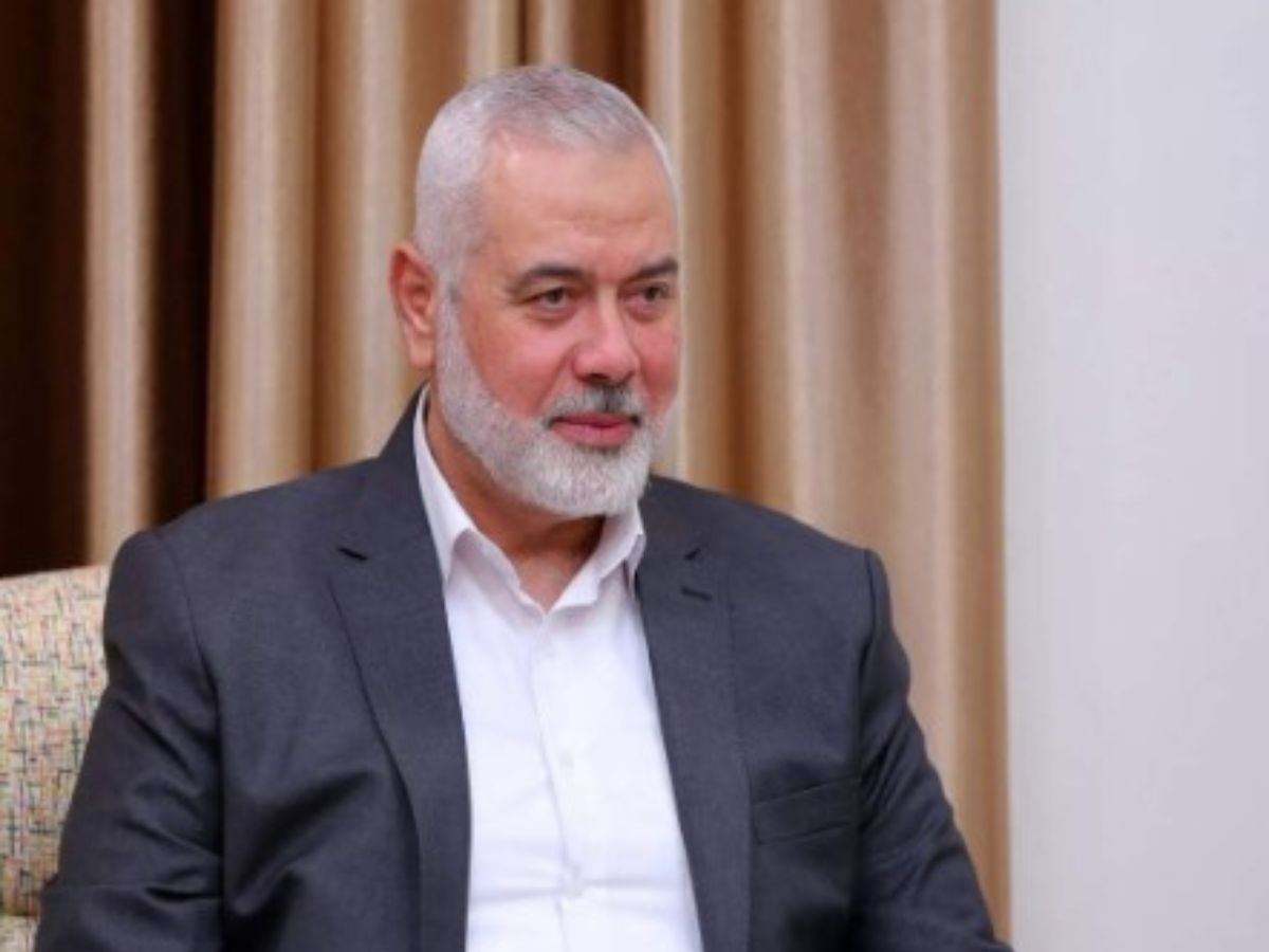 israel bombard hamas leader ismail haniyeh home हमास के टॉप लीडर के