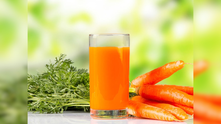 Carrot Juice Benefits: हर रोज ऐसे पिया करें गाजर का जूस, शरीर में दिखने लगेंगे चमत्कारी बदलाव