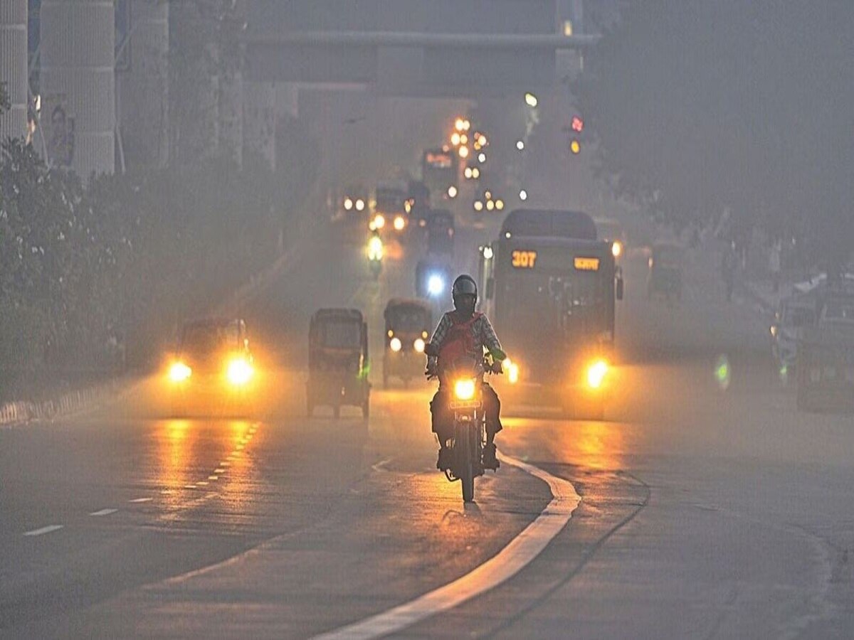 Delhi AQI: राष्ट्रीय राजधानी में वायु प्रदूषण 'गंभीर' से 'बहुत खराब' स्तर पर पहुंचा, जानें- गाजियाबाद, गुरुग्राम के हाल