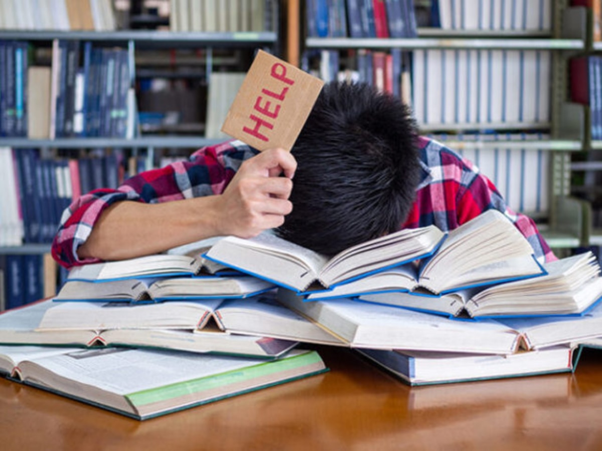अगर आपको भी हो रहा है Academic Stress, तो इन आसान स्टेप्स के जरिए करें इसे दूर