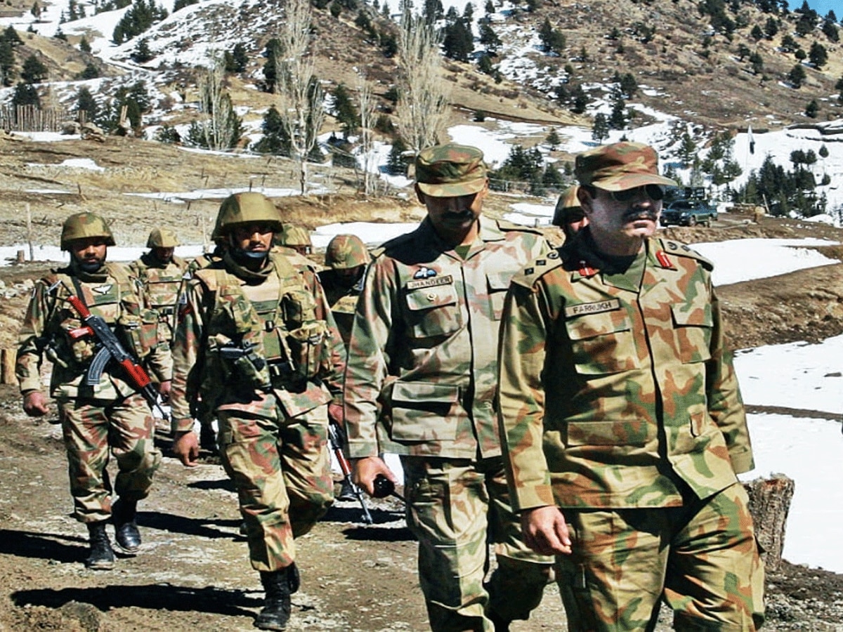 पाकिस्तानी सेना को मिली बड़ी सफलता, कार्रवाई में चार आतंकियों को किया ढेर