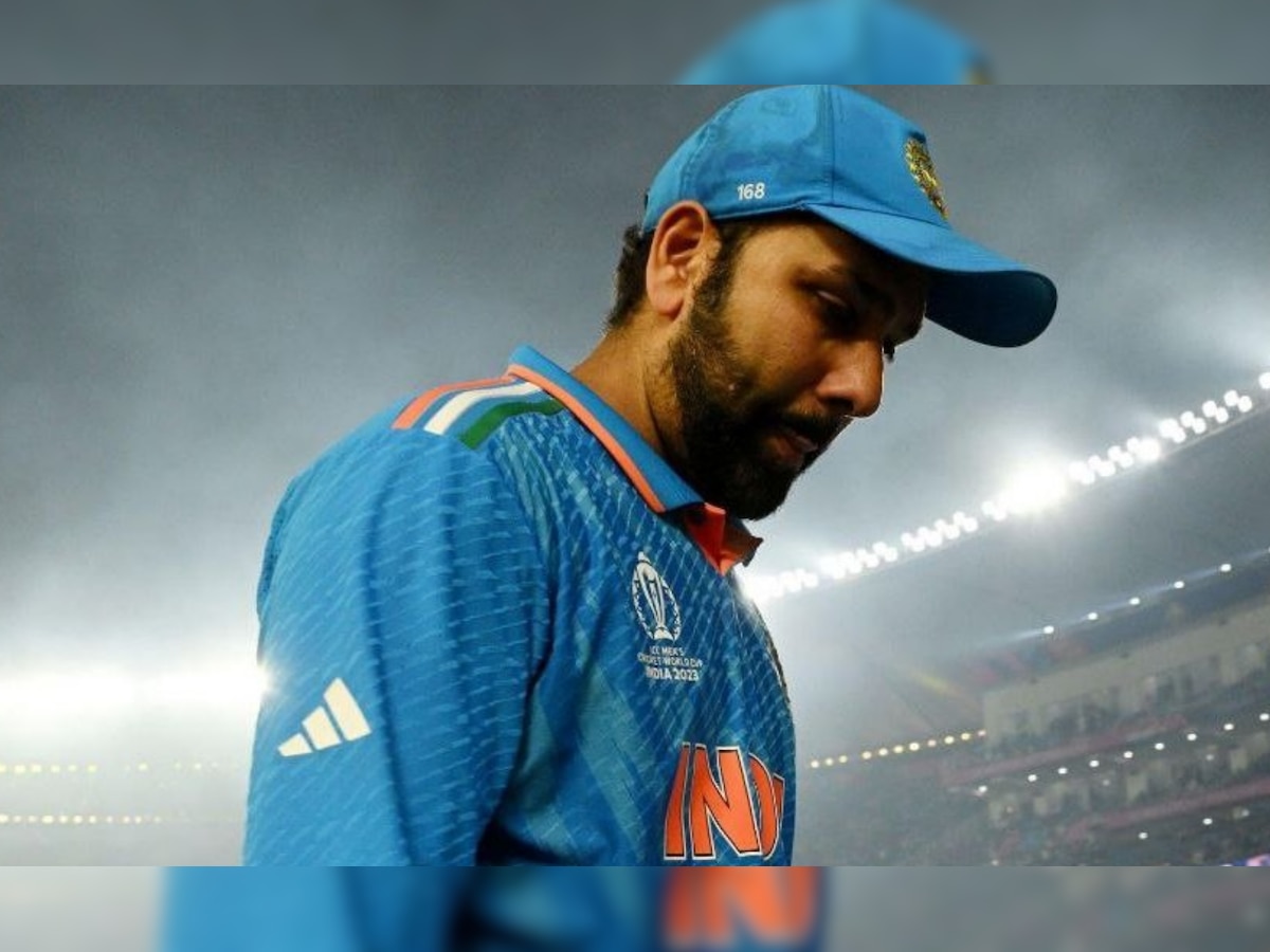 Video: वर्ल्ड कप फाइनल हारते ही रोते दिखे कप्तान रोहित शर्मा, सिर झुकाकर अचानक छोड़ दिया मैदान