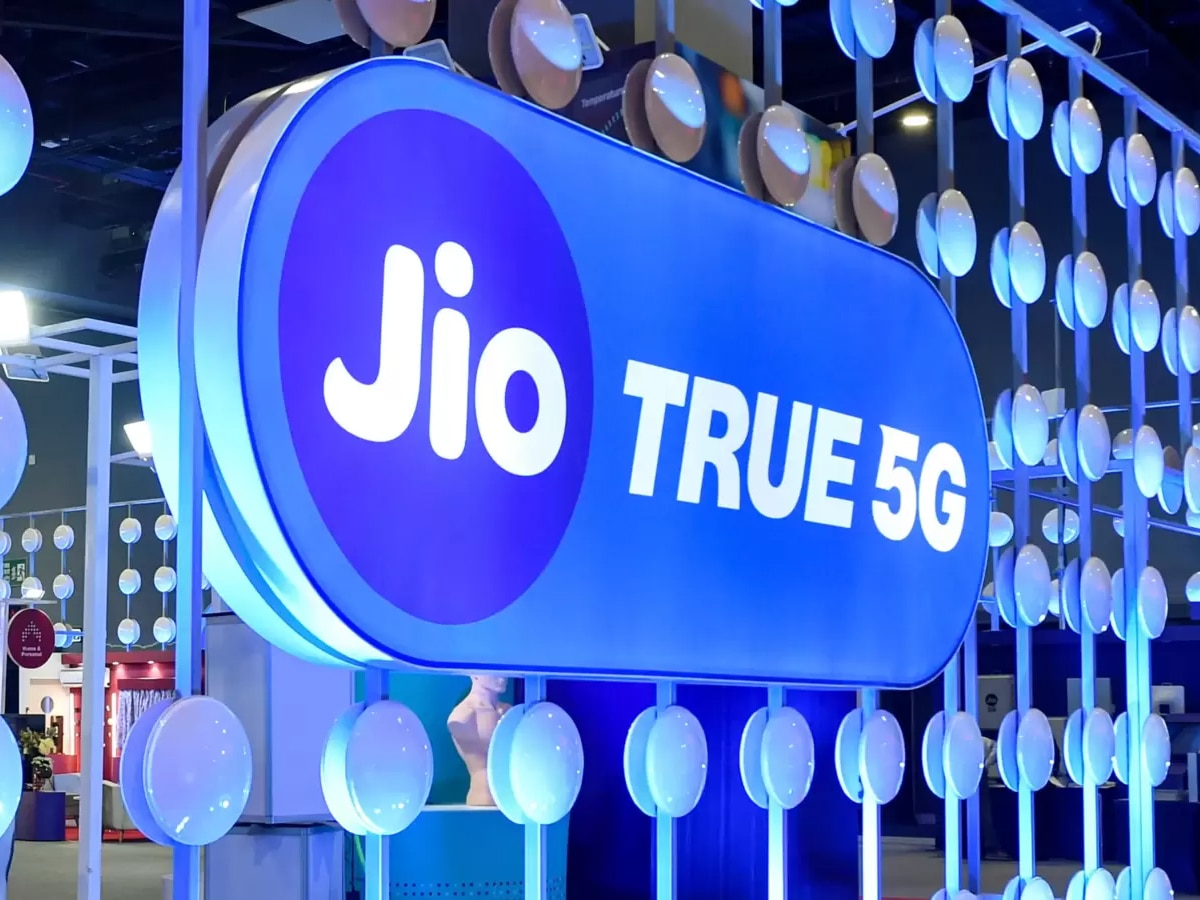 Jio लाया झप्परफाड़ Offer! इस प्लान में 189 रुपये की बचत के साथ पाएं 23 दिन की Extra वैलिडिटी