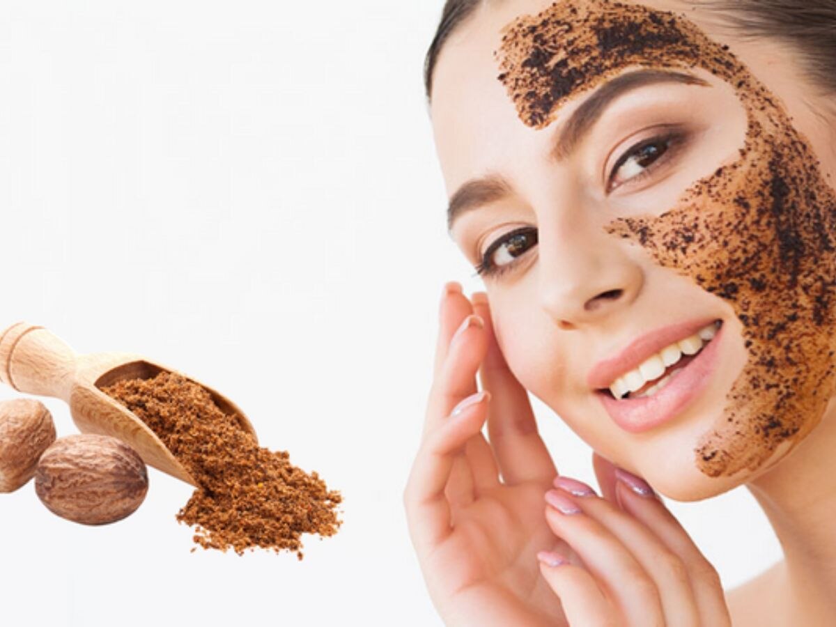 skin benefits of applying nutmeg on face chehre par jaiphal lagane ke
