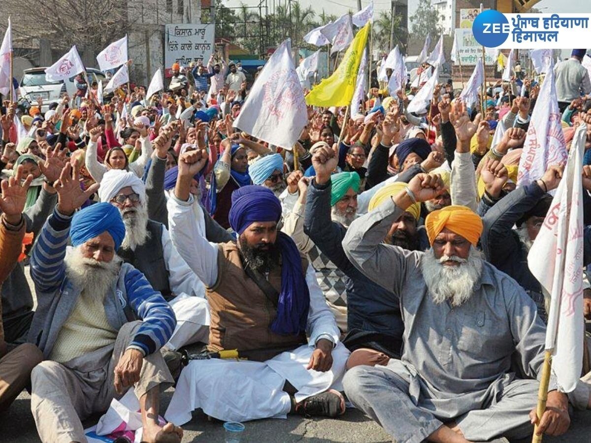 Amritsar Farmers Protest: CM ਮਾਨ ਨਾਲ ਮੁਲਾਕਾਤ ਦਾ ਭਰੋਸਾ ਮਿਲਣ ਤੋਂ ਬਾਅਦ ਕਿਸਾਨਾਂ ਨੇ ਬਦਲਿਆ ਫੈਸਲਾ! 