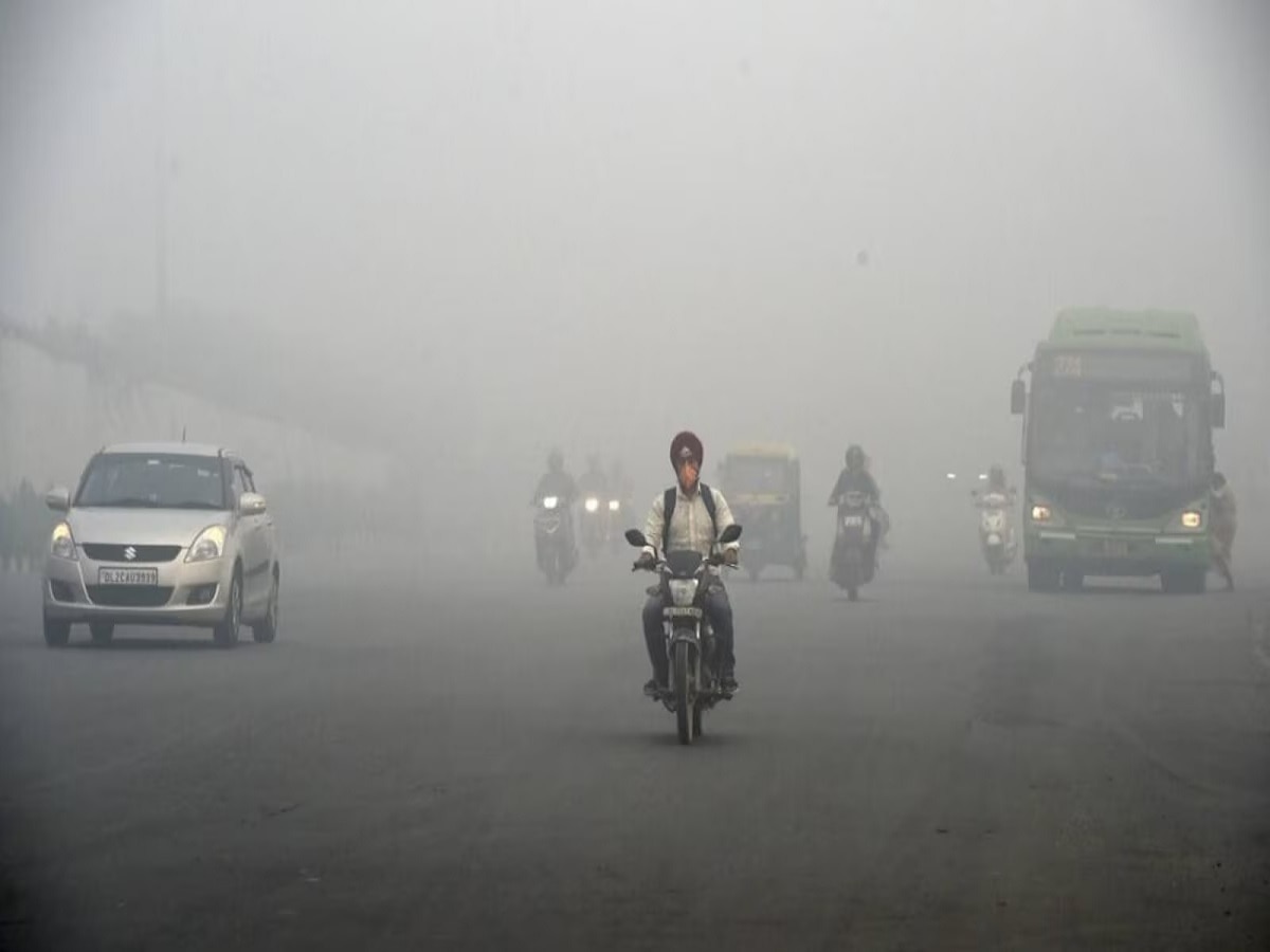 दिल्ली ही नहीं कोलकाता में भी कई जगह वायु गुणवत्ता &#039;बेहद खराब&#039; श्रेणी में, हेल्थ को लेकर खड़ी हुई गंभीर चिंताएं 