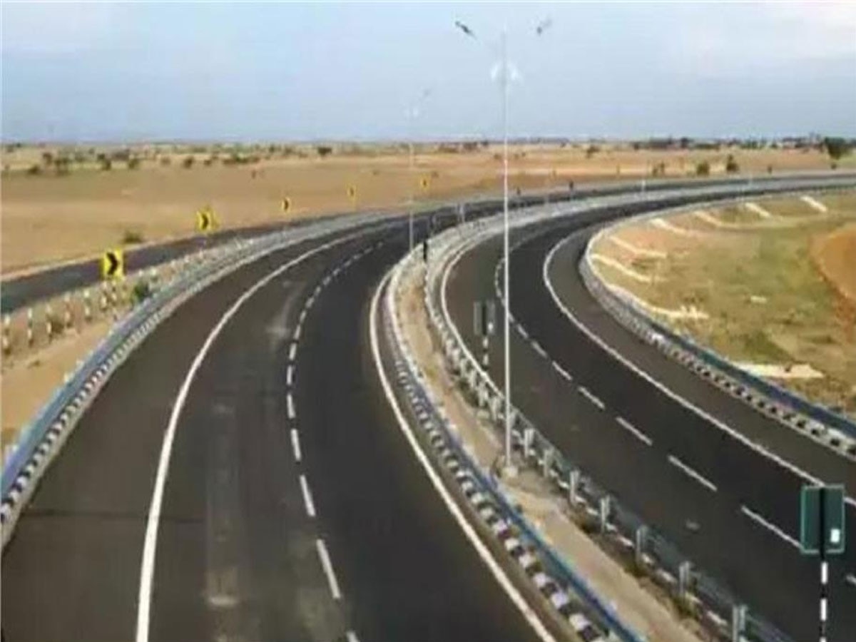 Bundelkhand Expressway: यूपी का ये एक्सप्रेस वे बनेगा पहला सोलर एक्सप्रेस वे, खासियत जानकर रह जाएंगे दंग