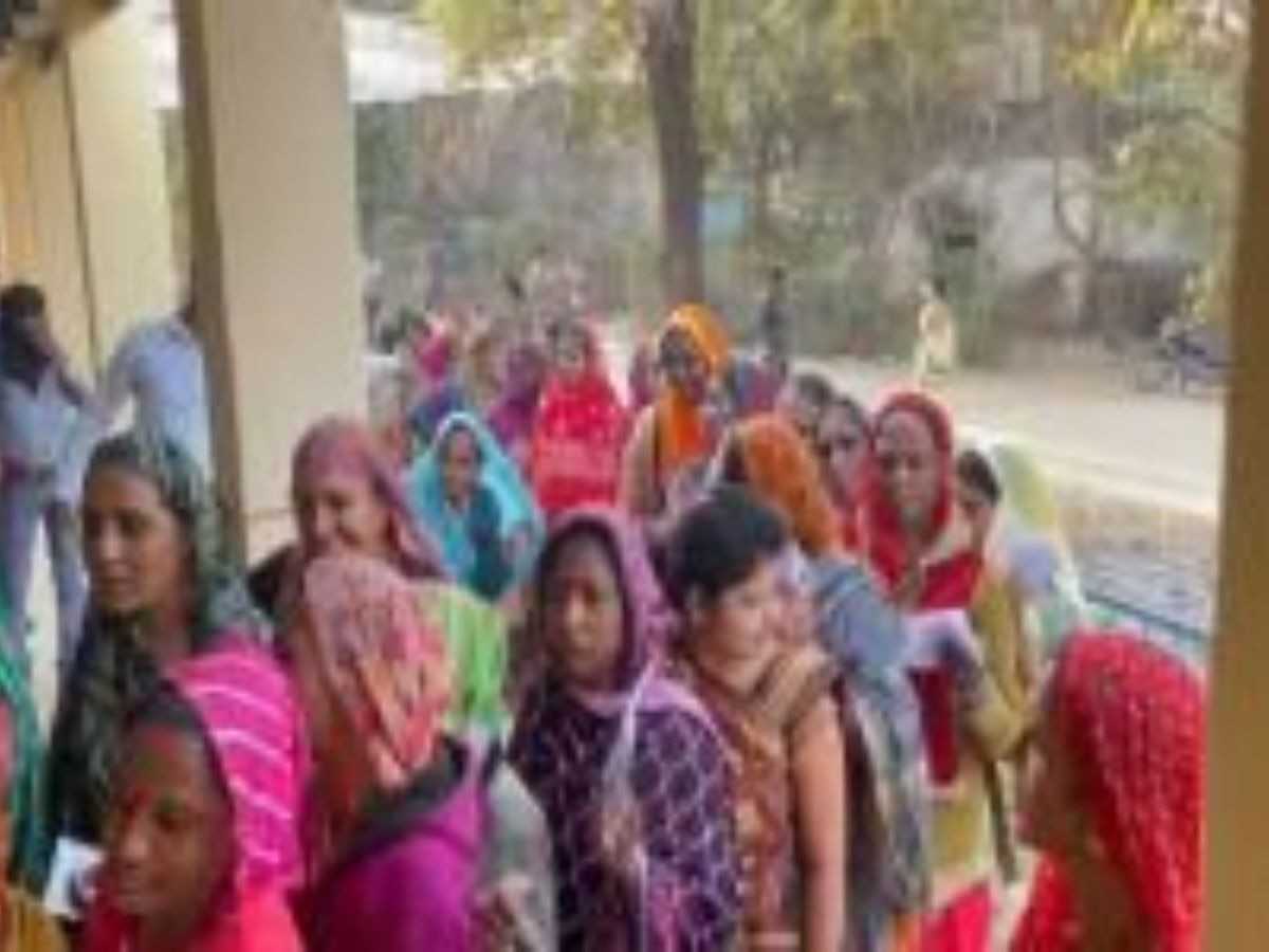 Rajasthan Election Live: धौलपुर में कड़ी सुरक्षा के साथ मतदान प्रक्रिया शुरू, यूथ वोटर में भारी उत्साह