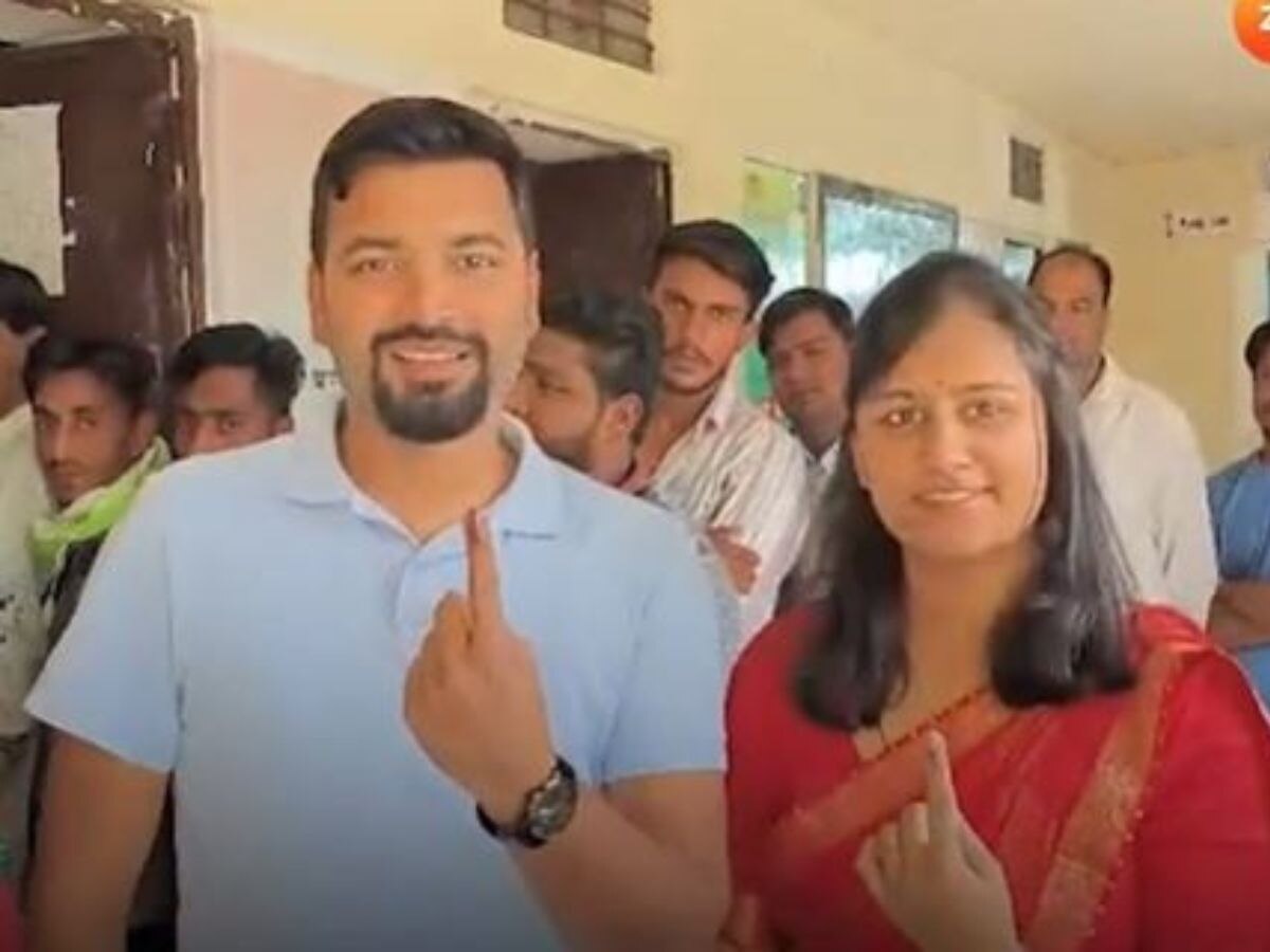 Rajasthan election: ଲଣ୍ଡନରୁ ରାଜସ୍ଥାନକୁ ଭୋଟ୍ ଦେବାକୁ ଆସିଥିଲେ ଏହି ଦୁଇ ଦମ୍ପତି, ଖର୍ଚ୍ଚ ହେଲା ଦେଢ଼ ଲକ୍ଷ