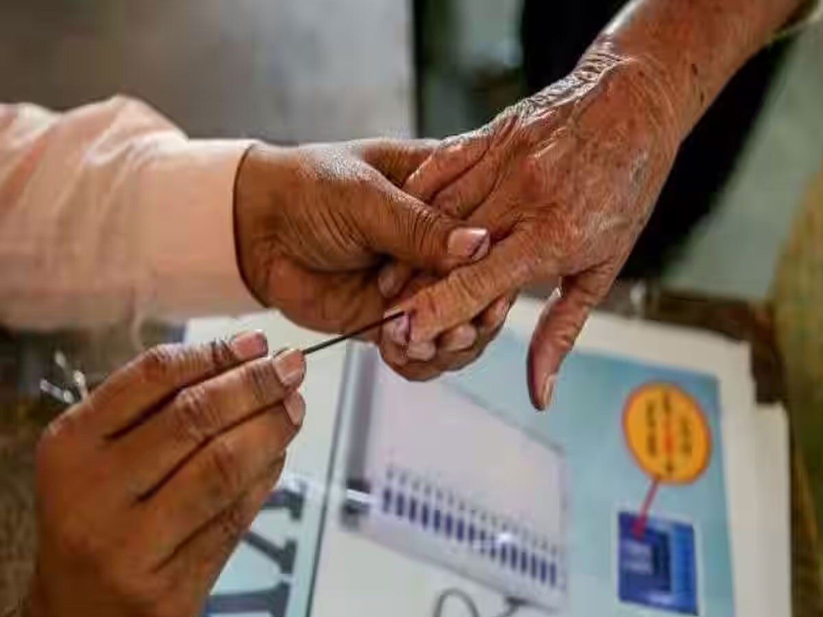 Rajasthan Chunav 2023: EVM की धीमी रफ्तार के बाद भी जयपुर में 75.15 फीसदी हुआ मतदान, लोगों में दिखा भारी उत्साह 