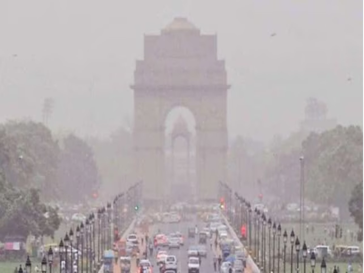 Delhi-NCR Pollution: दिल्ली में जल्द बदलेगा मौसम का मिजाज, बारिश दिलाएगी जहरीली हवाओं से निजात