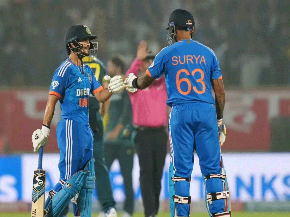 IND vs AUS: पहले बल्लबाजों ने तो दूसरी पारी में बॉलरों ने ऑस्ट्रेलिया को किया तहस-नहस, सीरीज में 2-0 से बनाई बढ़त IND vs AUS: पहले बल्लबाजों ने तो दूसरी पारी में बॉलरों ने ऑस्ट्रेलिया को किया तहस-नहस, सीरीज में 2-0 से बनाई बढ़त