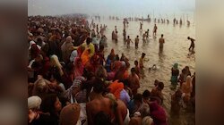 कार्तिक पूर्णिमा पर गंगा घाटों पर उमड़ा भक्तों का सैलाब, कई जगहों पर हुई भव्य आरती