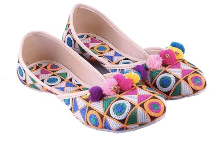 StepIndia Designer Ethnic Rajasthani Jaipuri Embroidery Work Sandal Slipper  Jutti Mojari chappal for women & Girls (numeric_38) price in UAE | Amazon  UAE | kanbkam