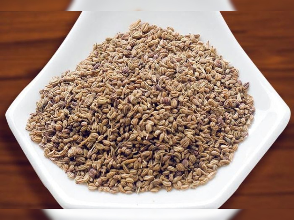 [6 benefits of ajwain water for period pain relief] [पीरियड्स के दर्द