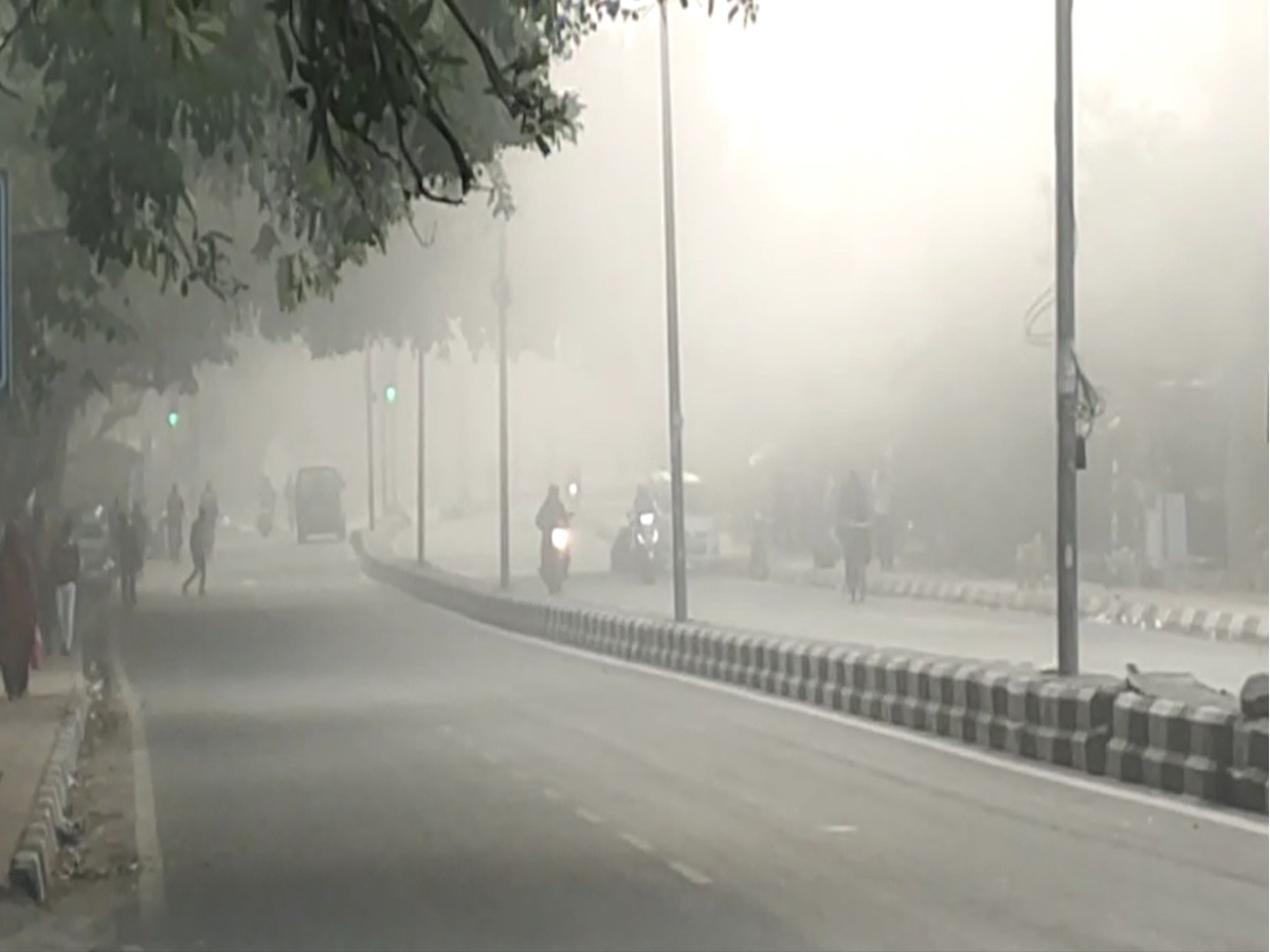 Delhi Pollution: दिल्ली में फिर लौटेंगी पाबंदियां! बढ़ते प्रदूषण के बीच लागू हो सकता है GRAP-3
