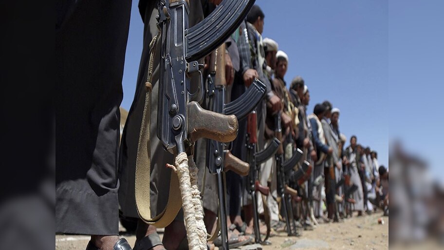 Yemen Houthis: यमन के हूति विद्रोहियों ने दो इजराइली जहाजों को बनाया निशाना