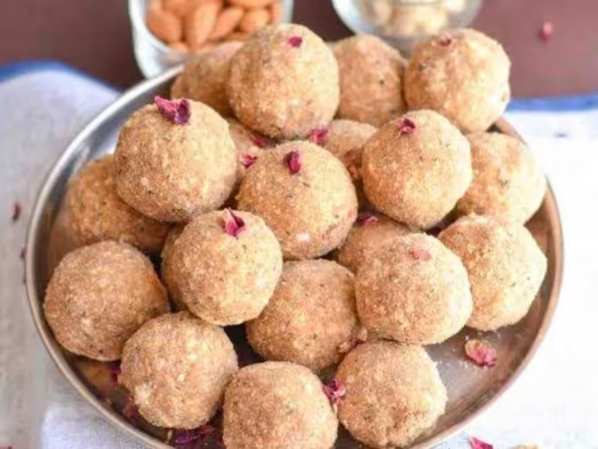 गोंद के लड्डू 