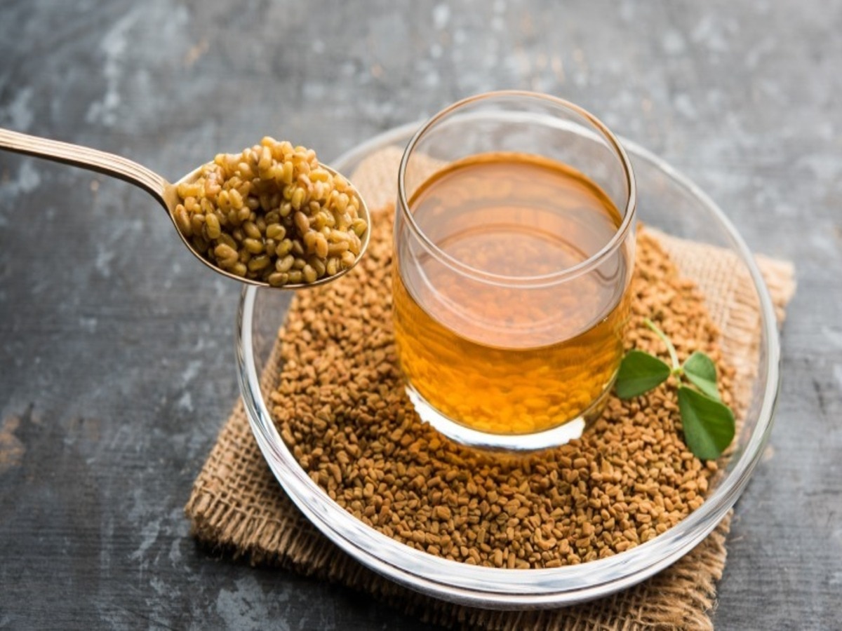 Methi Saunf Pani ke Fayde fenugreek fennel water benefits in hindi