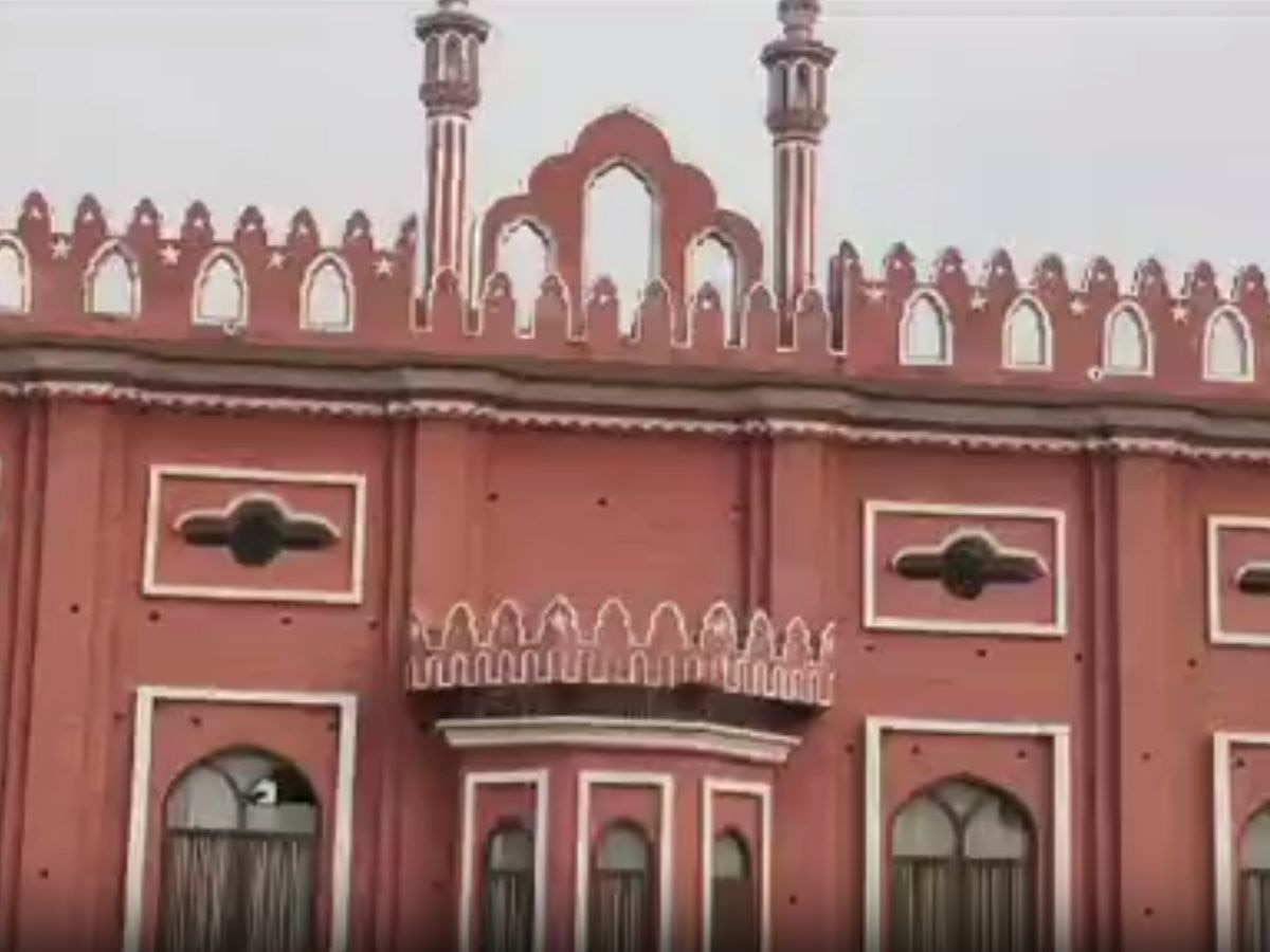 Gabon in Jamia Faiz e Aam Madrasa Azamgarh Uttar Pradesh