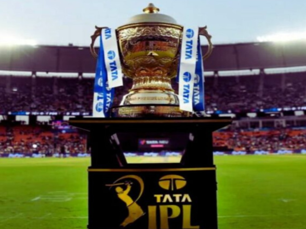 IPL Auction: पहली बार विदेश में होने जा रहा है  IPL ऑक्शन, जानें वेन्यू से लेकर फ्रेंचाइजी की पर्स समेत हर डीटेल्स