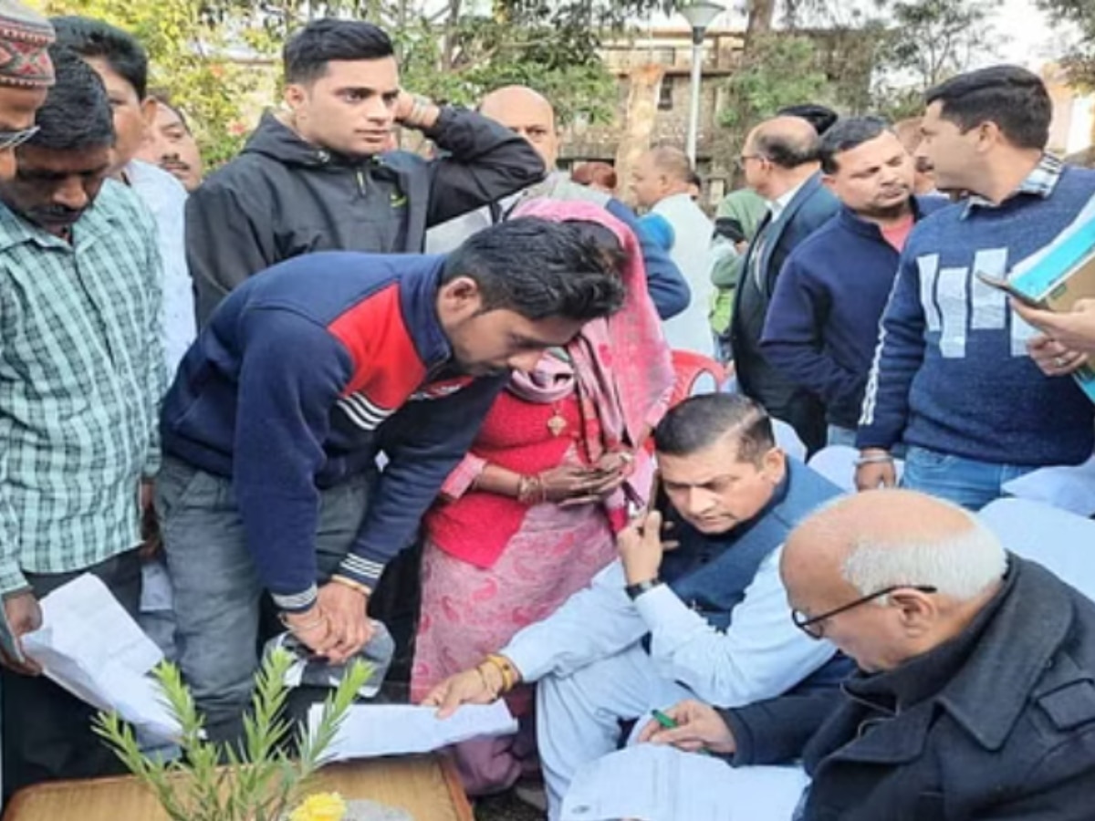 Himachal News: हिमाचल में 1 जनवरी से पशुपालकों से शुरू होगी गोबर खाद की खरीद- कृषि मंत्री चंद्र कुमार