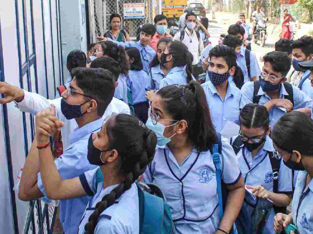 CBSE Date sheet 2024: सीबीएसई 10वीं और 12वीं की डेटशीट कब होगी जारी? लाखों छात्र-छात्राएं बेसब्री से कर रहे इंतजार