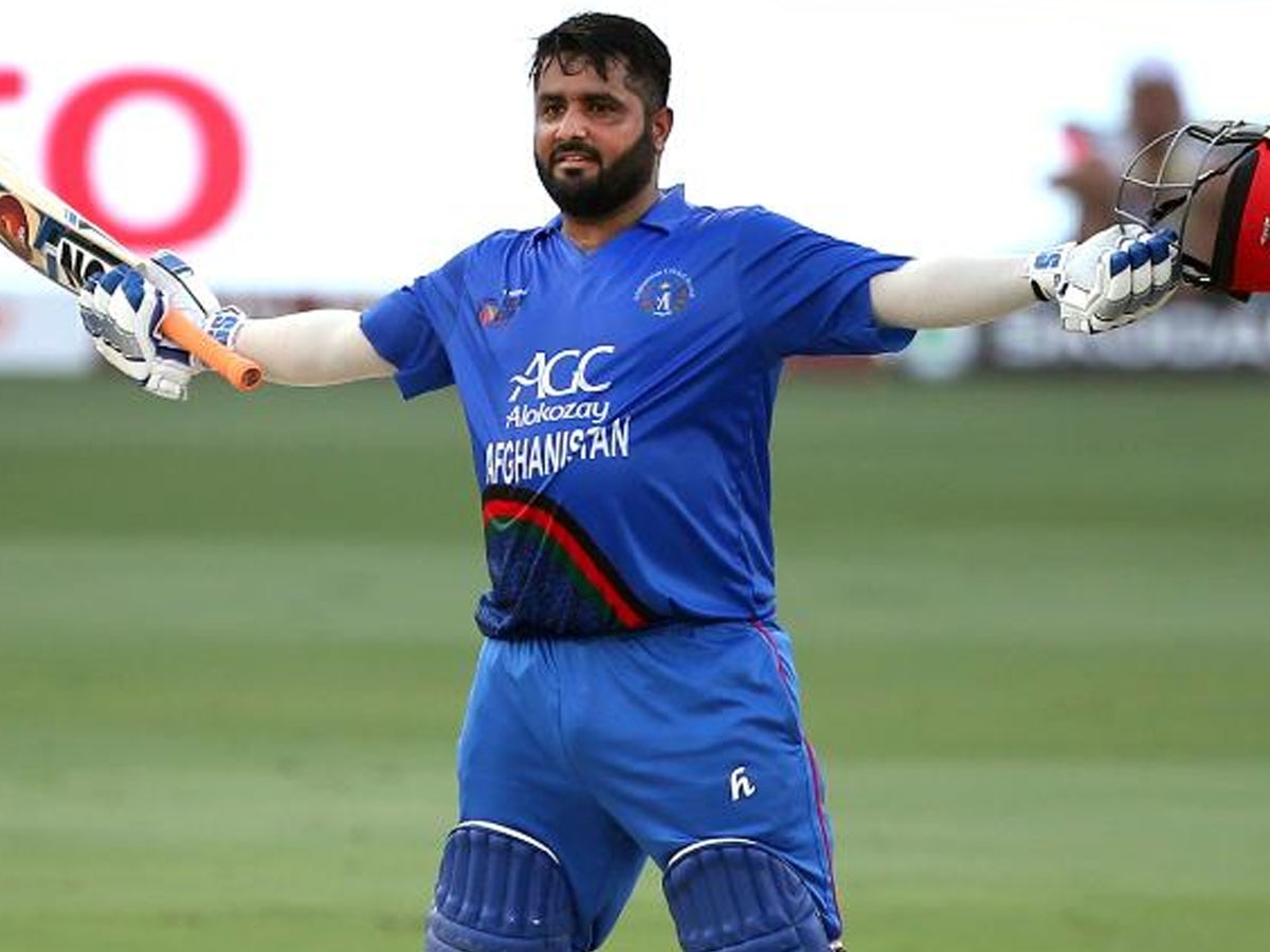 MS Dhoni asked afghanistan player mohammad shahzad if you lose 20 kg i  would pick him in ipl report | 20 किलो वजन कम करो, टीम में ले लूंगा.. धोनी  ने इस