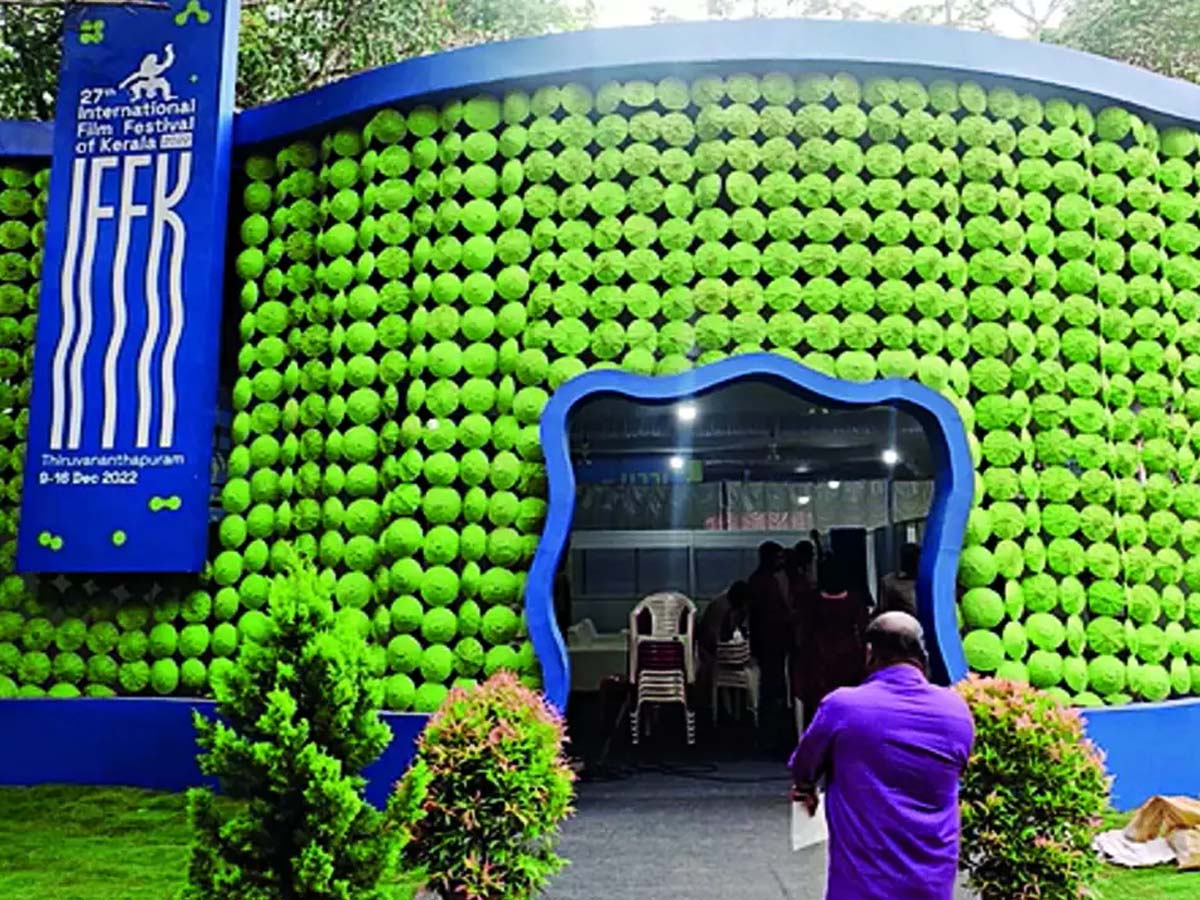 केरल IFFK में फलस्तीनियों के लिए जताई गई एकजुटता, नाना पाटेकर ने जताई ये इच्छा केरल IFFK में फलस्तीनियों के लिए जताई गई एकजुटता, नाना पाटेकर ने जताई ये इच्छा