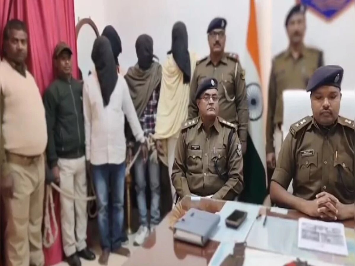 Bihar News: बेगूसराय पुलिस और एसटीएफ टीम को मिली बड़ी सफलता, 4 कुख्यात अपराधी 28 जिन्दा कारतूस के साथ गिरफ्तार