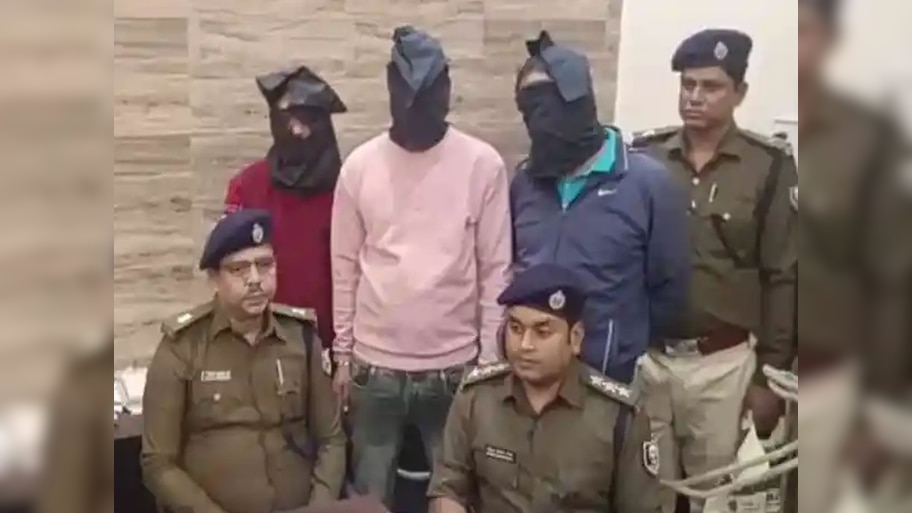 बिहार में तीन पाकिस्तानी एजेंट गिरफ्तार; 50 लाख की हवाला फंडिंग से खुला मामला