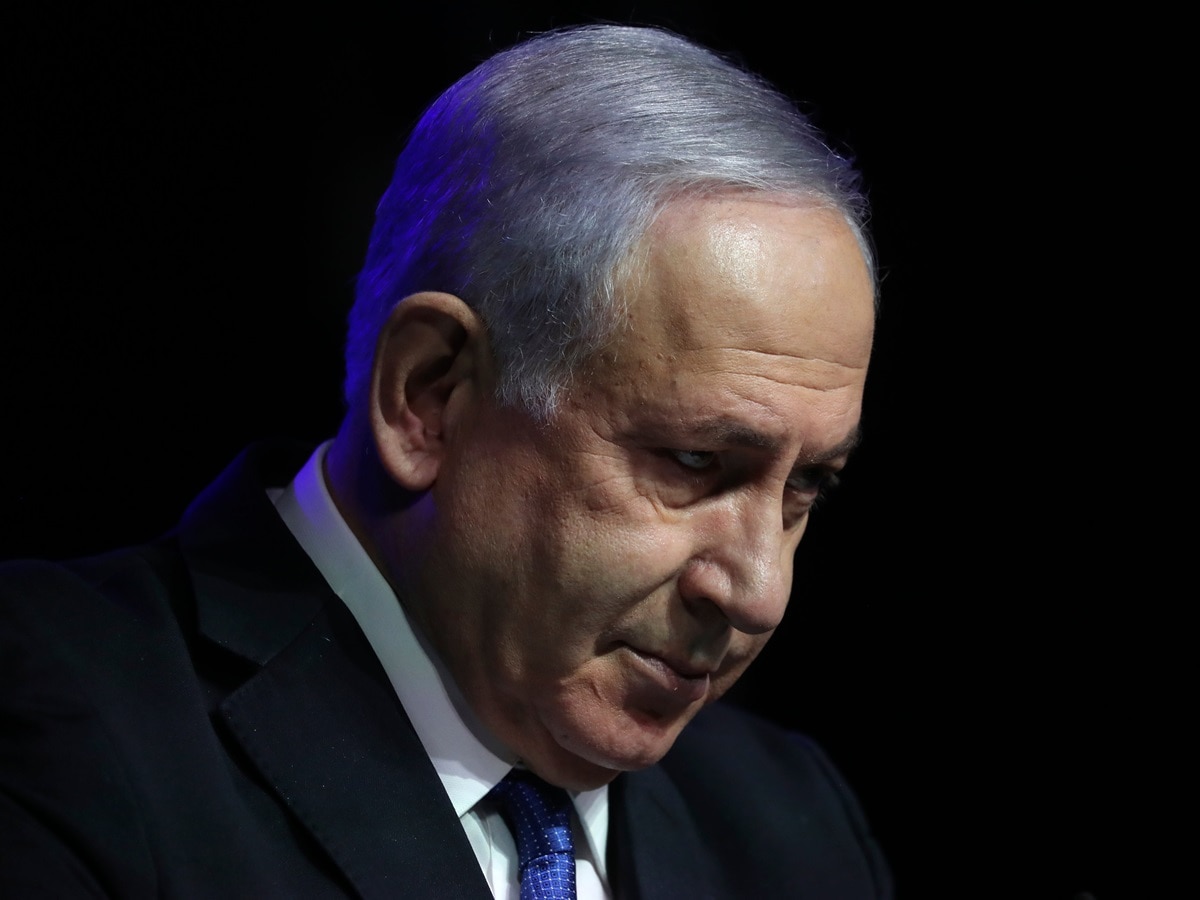 Israel: बुरे फंसे Netanyahu, कोर्ट ने खोले 4 पुराने केस, गठबंधन के साथी भी नाराज